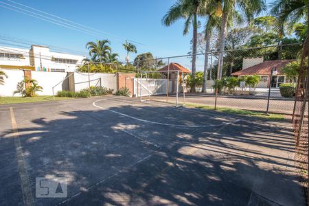 Casa de condomínio para alugar com 190m², 3 quartos e 3 vagasQuadra Esportiva