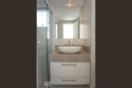 Apartamento para alugar com 77m², 2 quartos e 2 vagasBanheiro Quarto 1 Suite