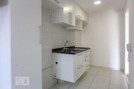 Apartamento para alugar com 77m², 2 quartos e 2 vagasCozinha