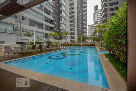 Apartamento para alugar com 77m², 2 quartos e 2 vagasPiscina