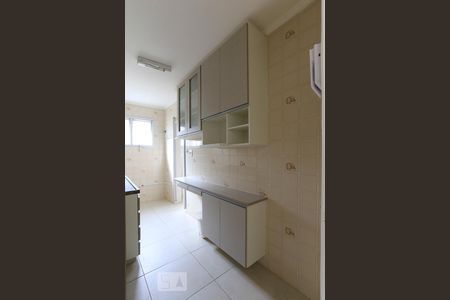 Apartamento à venda com 72m², 2 quartos e 1 vagaCozinha - Armários