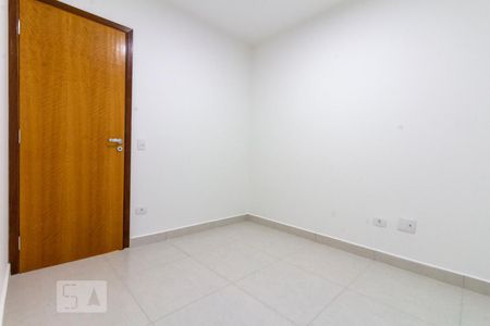 Quarto 2 de apartamento para alugar com 2 quartos, 40m² em Vila Nova Mazzei, São Paulo
