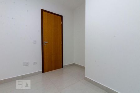 Quarto 1 de apartamento para alugar com 2 quartos, 40m² em Vila Nova Mazzei, São Paulo