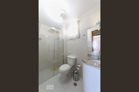 Apartamento para alugar com 75m², 3 quartos e 2 vagas Apartamento para alugar com 75m², 3 quartos e 2 vagasBanheiro