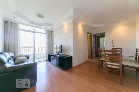 Sala de apartamento para alugar com 3 quartos, 75m² em Jardim Antonio Von Zuben, Campinas