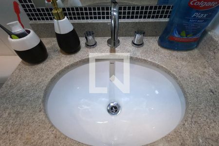 Apartamento à venda com 142m², 3 quartos e 2 vagasBanheiro da Suíte