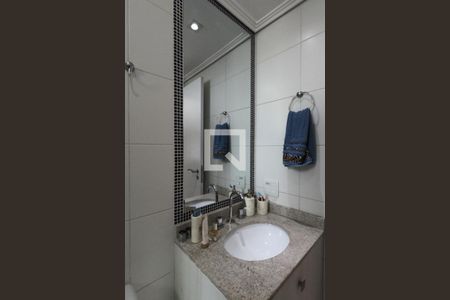 Apartamento à venda com 142m², 3 quartos e 2 vagasBanheiro da Suíte 2