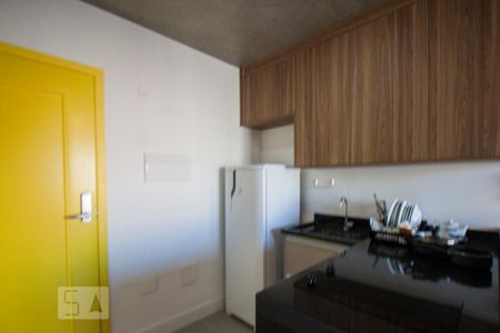 Cozinha de kitnet/studio à venda com 1 quarto, 29m² em República, São Paulo