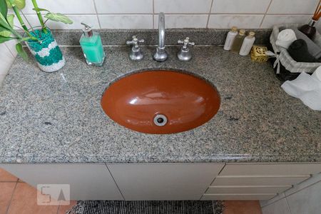 Detalhe do banheiro  de apartamento para alugar com 2 quartos, 81m² em Vila Gumercindo, São Paulo