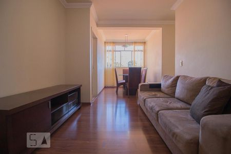 Sala de apartamento para alugar com 3 quartos, 66m² em Coração Eucarístico, Belo Horizonte