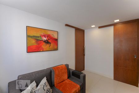 Sala de estar de apartamento para alugar com 1 quarto, 45m² em São Cristóvão, Rio de Janeiro