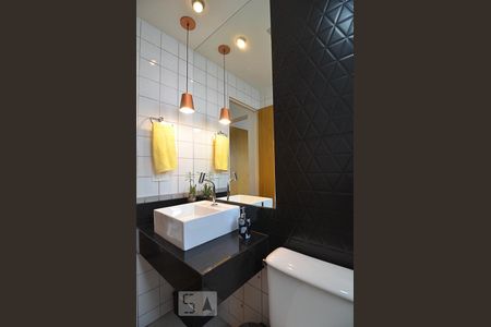 Apartamento para alugar com 100m², 3 quartos e 2 vagasBanheiro social