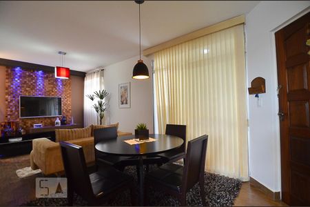 Sala de apartamento para alugar com 3 quartos, 100m² em Buritis, Belo Horizonte