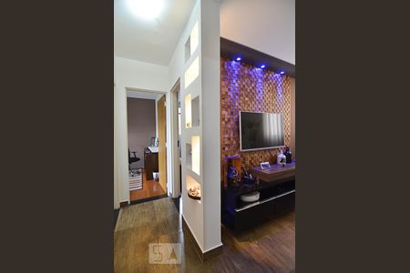 Corredor de apartamento para alugar com 3 quartos, 100m² em Buritis, Belo Horizonte