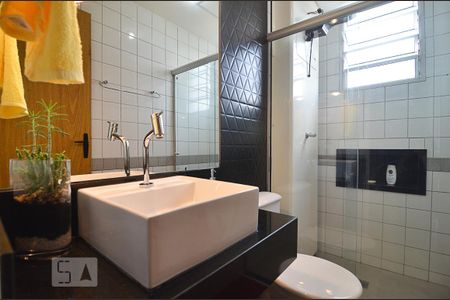 Apartamento para alugar com 100m², 3 quartos e 2 vagasBanheiro social