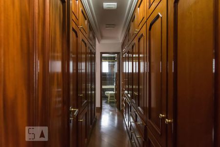 Apartamento à venda com 220m², 4 quartos e 4 vagasQuarto 4 - Suíte