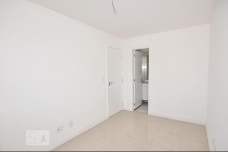 Apartamento à venda com 130m², 3 quartos e 2 vagasSuíte