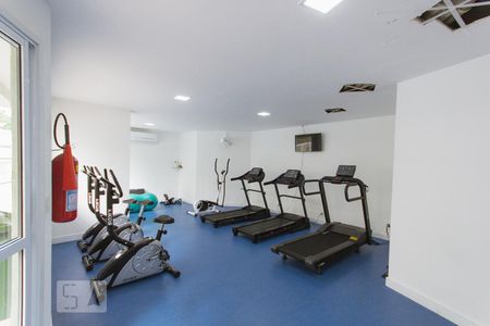 Apartamento à venda com 130m², 3 quartos e 2 vagasAcademia