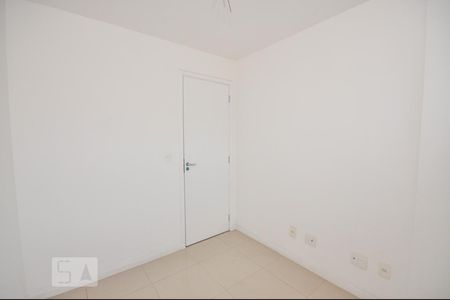 Apartamento à venda com 130m², 3 quartos e 2 vagasQuarto