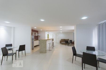 Apartamento à venda com 130m², 3 quartos e 2 vagasSalão de Festas