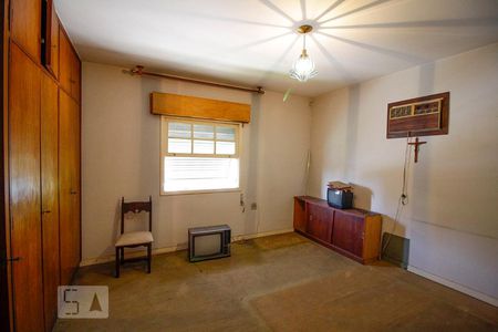 Casa à venda com 380m², 4 quartos e sem vagaQuarto