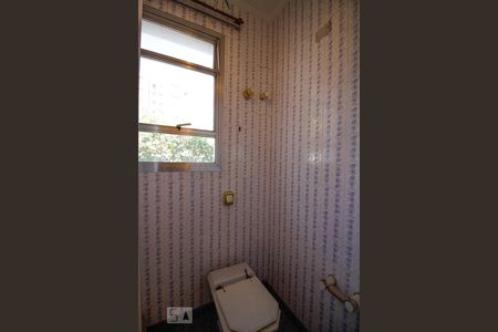 Casa à venda com 380m², 4 quartos e sem vagaLavabo