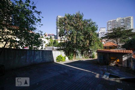 Casa à venda com 380m², 4 quartos e sem vagaQuintal