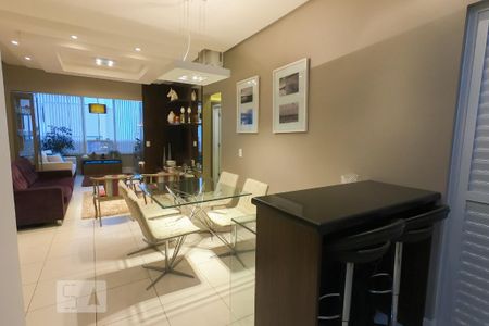 Apartamento para alugar com 90m², 2 quartos e 1 vaga Apartamento para alugar com 90m², 2 quartos e 1 vagaMesa de Jantar - Cozinha