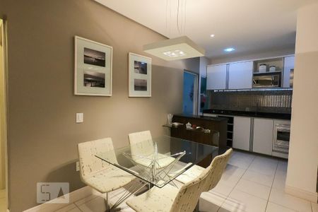 Apartamento para alugar com 90m², 2 quartos e 1 vaga Apartamento para alugar com 90m², 2 quartos e 1 vagaMesa de Jantar - Cozinha