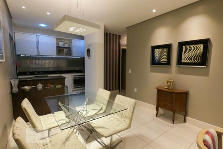 Apartamento para alugar com 90m², 2 quartos e 1 vaga Apartamento para alugar com 90m², 2 quartos e 1 vagaMesa de Jantar - Cozinha