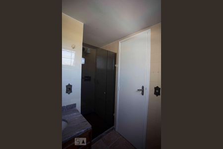 banheiro  de apartamento para alugar com 2 quartos, 85m² em Icaraí, Niterói