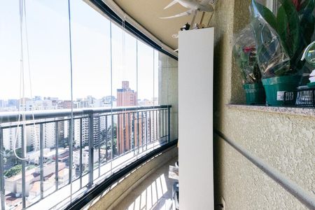 Apartamento para alugar com 58m², 1 quarto e 1 vagaVaranda