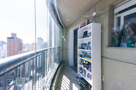 Apartamento para alugar com 58m², 1 quarto e 1 vagaVaranda