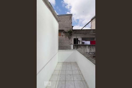 Casa para alugar com 198m², 2 quartos e 2 vagasSacada área de serviço