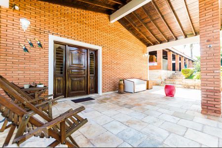 Casa à venda com 320m², 5 quartos e 4 vagasQuintal da Frente - Varanda