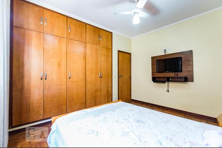 Casa à venda com 320m², 5 quartos e 4 vagasSuíte 1