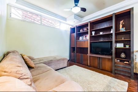 Sala de casa à venda com 5 quartos, 320m² em Vila Nogueira, Campinas