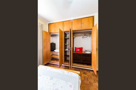 Casa à venda com 320m², 5 quartos e 4 vagasSuíte 1