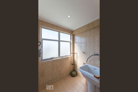 Apartamento à venda com 70m², 2 quartos e 1 vagaÁrea de serviço