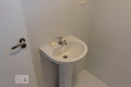 Apartamento à venda com 70m², 2 quartos e 1 vagaBanheiro (Pia)