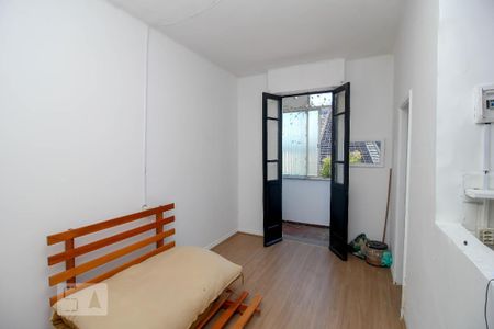 Quarto de kitnet/studio para alugar com 1 quarto, 28m² em Centro, Rio de Janeiro