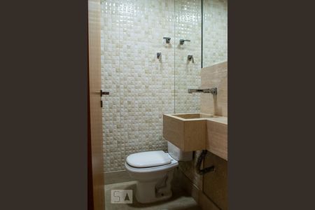LAVABO de apartamento para alugar com 4 quartos, 140m² em Santa Teresinha, São Paulo