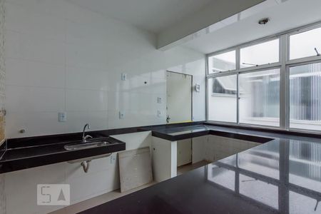 Apartamento para alugar com 115m², 3 quartos e 1 vagaCozinha