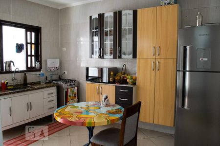 Apartamento para alugar com 76m², 2 quartos e sem vaga Apartamento para alugar com 76m², 2 quartos e sem vagaCOZINHA