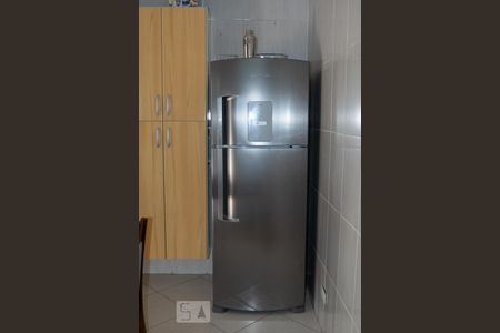 Apartamento para alugar com 76m², 2 quartos e sem vaga Apartamento para alugar com 76m², 2 quartos e sem vagaGELADEIRA