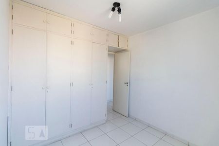 Apartamento à venda com 61m², 2 quartos e 1 vagaQuarto 2