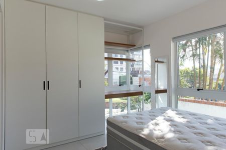 Quarto de apartamento à venda com 1 quarto, 66m² em Petrópolis, Porto Alegre