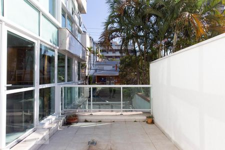 Varanda de apartamento à venda com 1 quarto, 66m² em Petrópolis, Porto Alegre