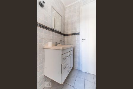 Banheiro de apartamento à venda com 1 quarto, 38m² em Pinheiros, São Paulo