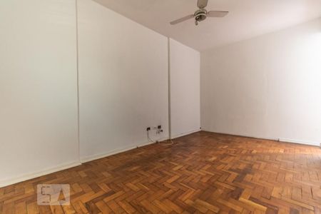 Apartamento à venda com 38m², 1 quarto e 1 vagaSala